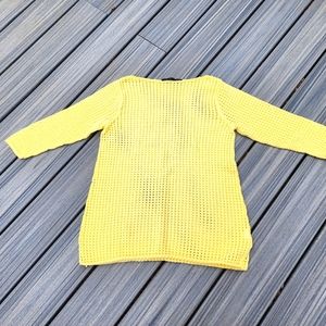 L Yellow Crotched loose knit sweater